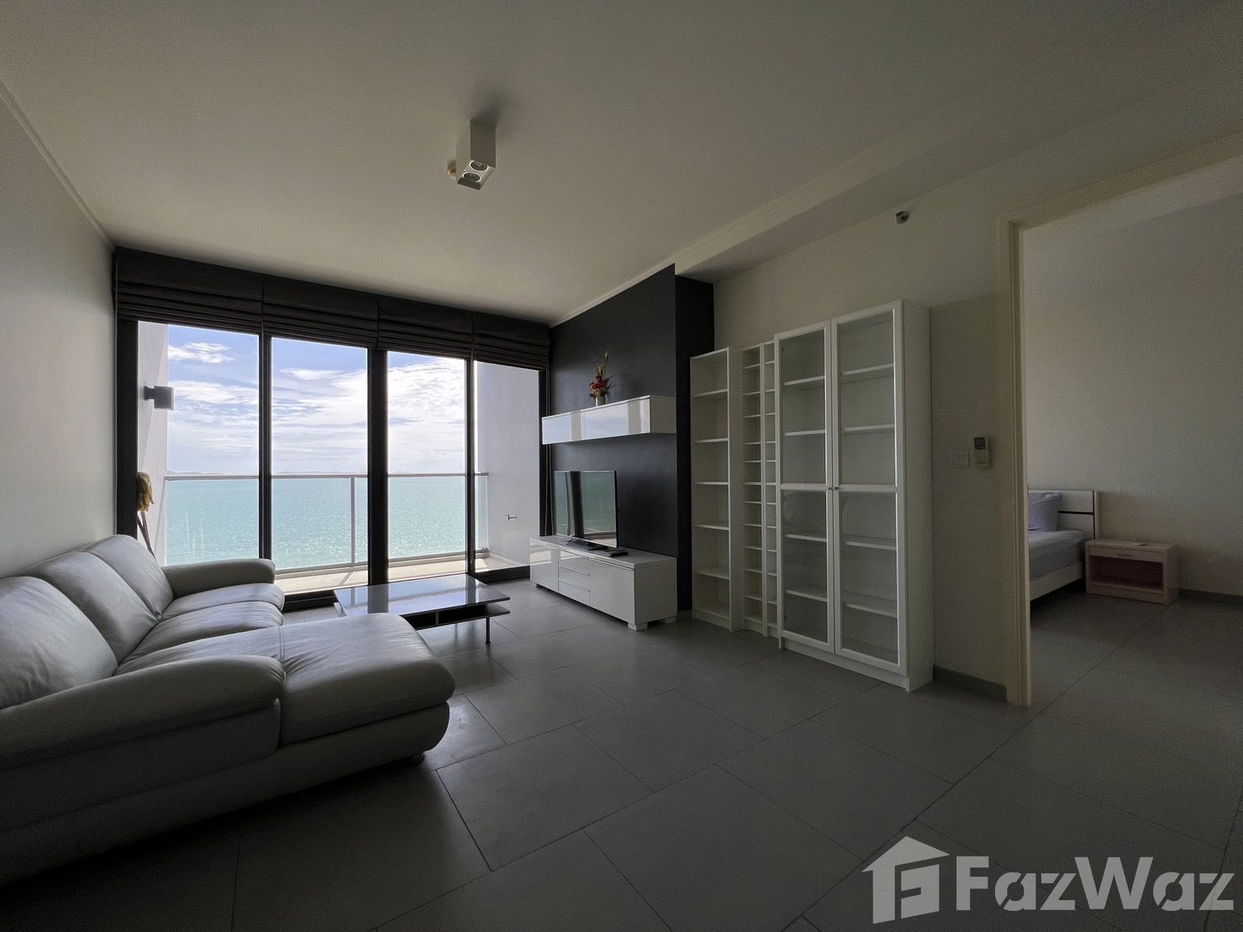 picture Zire Wongamat beachfront condo beautiful sea view 1 Bedroom - 1/16