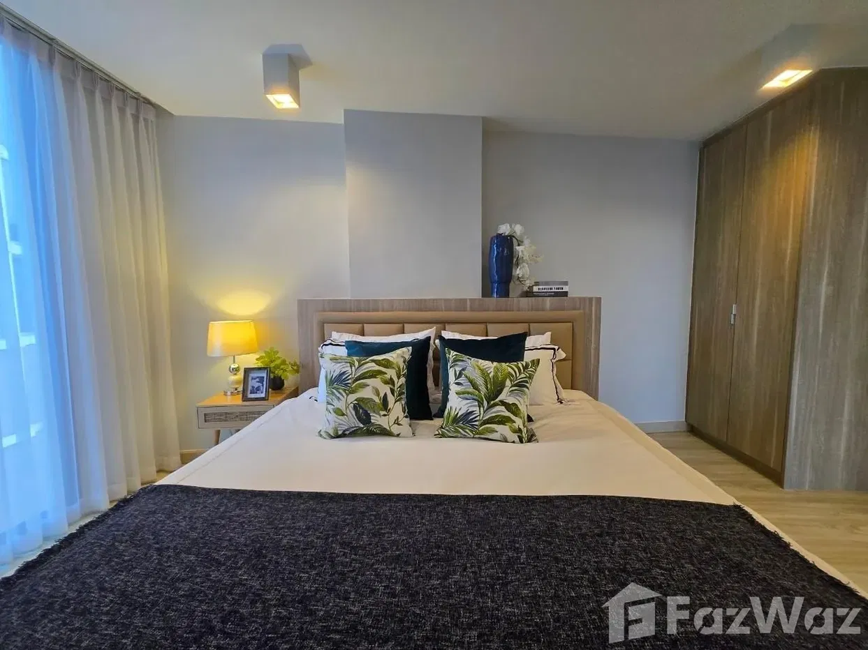 picture Luxury 3-Bedroom Condo for Sale – Special Price: 12.9M THB! - 10/28