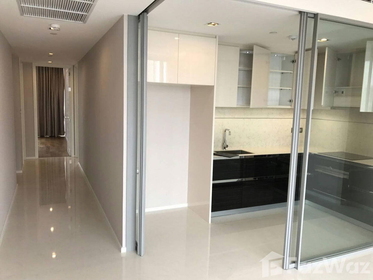picture 2 Bedroom Condo for sale at The Bangkok Sathorn - 5/11