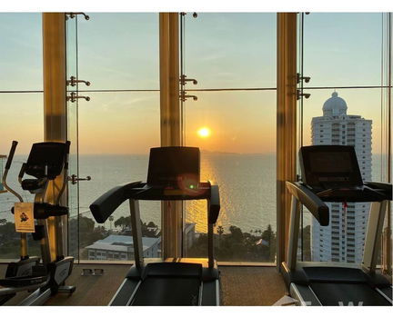 Studio room for rent and sale Riviera wongamat beach condo