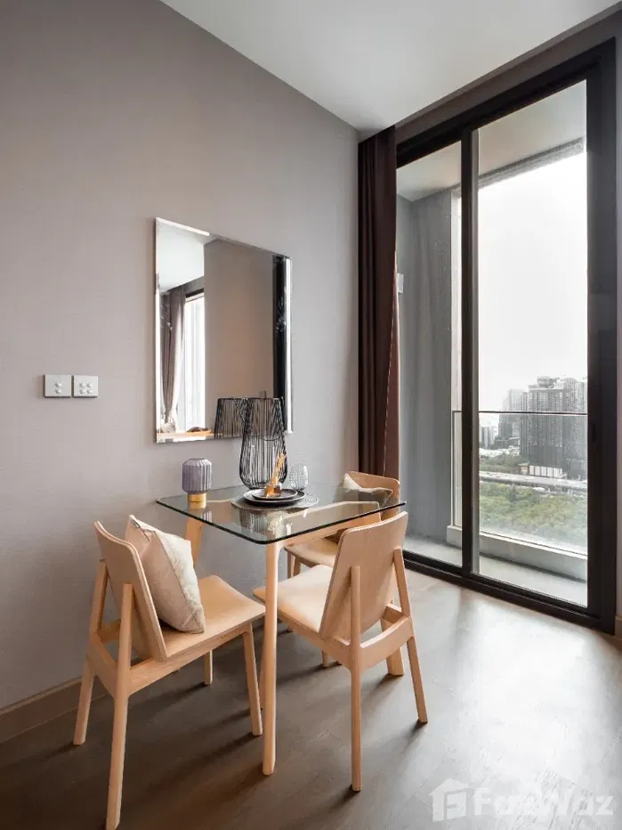 picture The Esse Singha Complex - 2 Bedrooms - 7/10