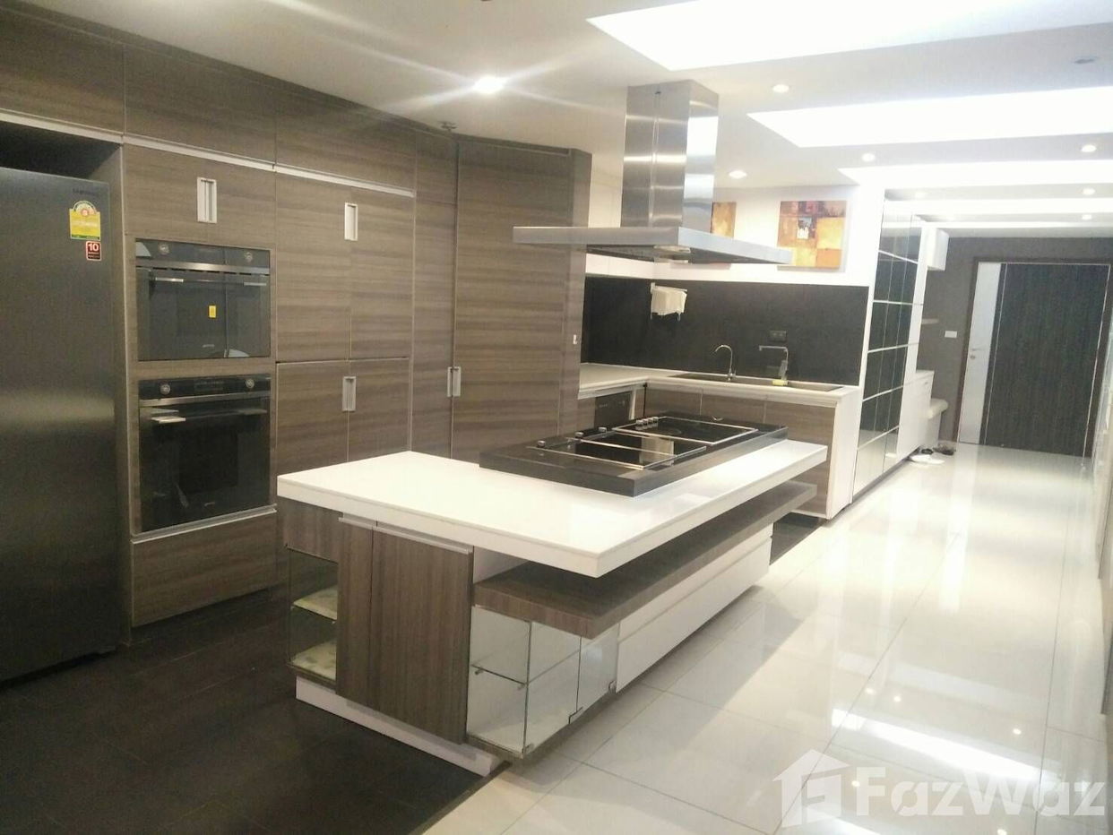 picture 1 Bedroom Condo for sale at Las Colinas - 8/11
