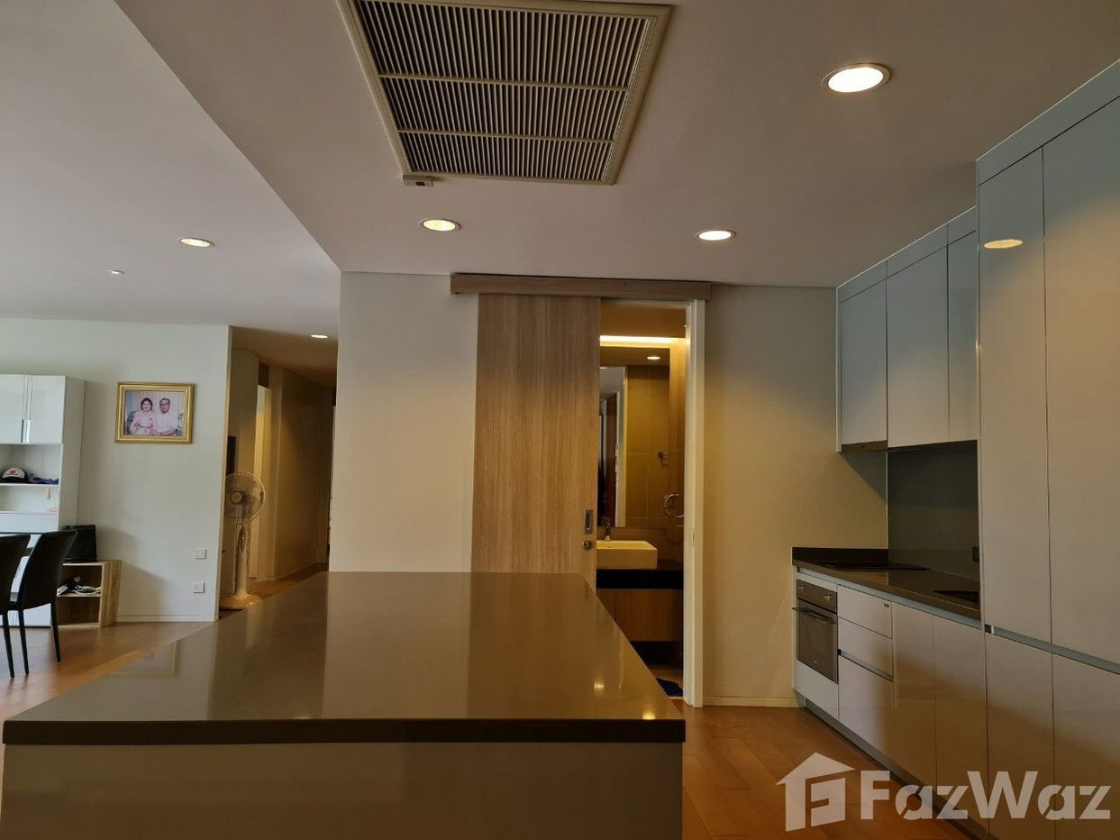 picture 3 Bedroom Condo for sale at Baan Sumranlom - 10/24