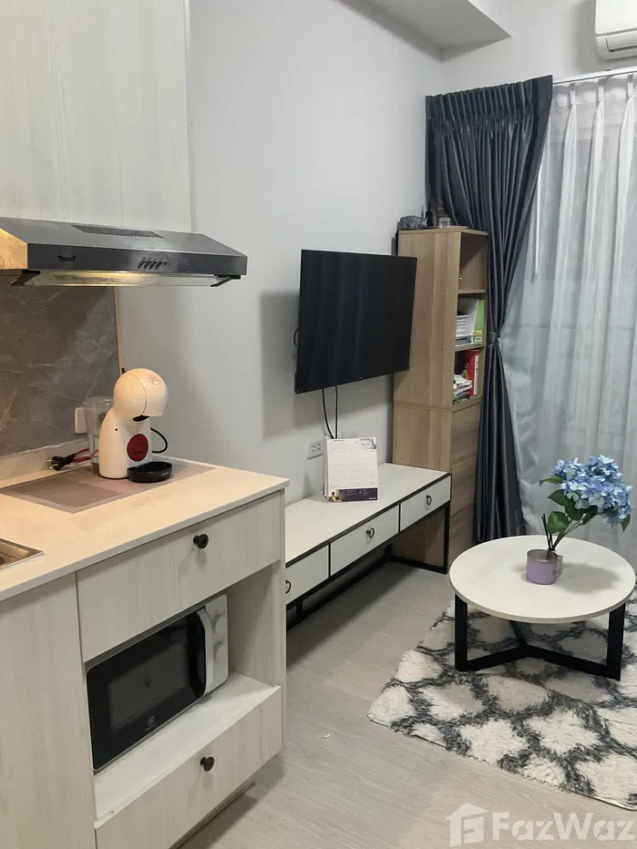 picture Super 1 or 2 person condo - 5/22