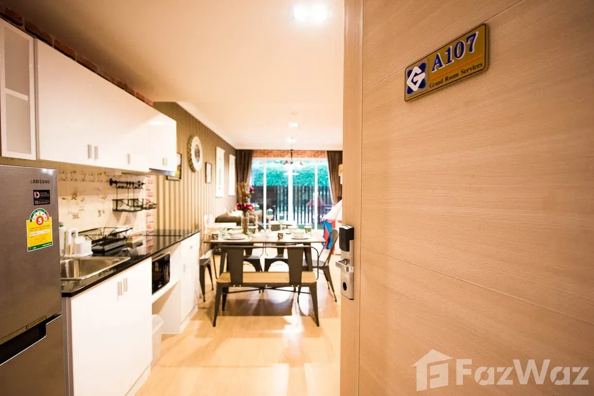picture 2 Bedrooms unit near Cicada Market and Tamarind Market - 7/55