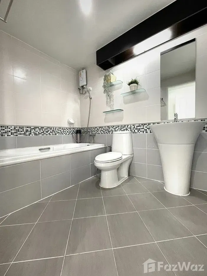 picture 2 Bedroom Condo for sale at The Waterford Sukhumvit 50 - 5/9