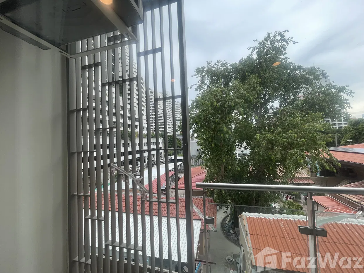 picture Two Bedrooms For Sale in Phrom lPhong - 13/16