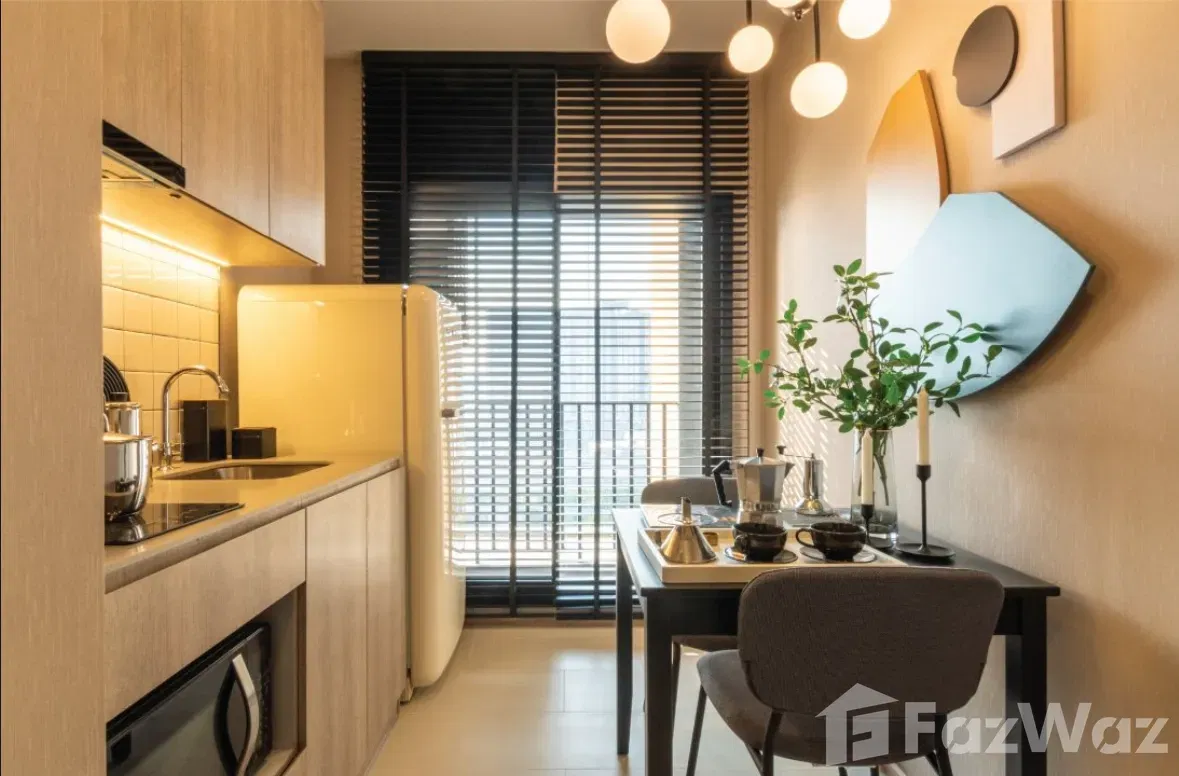 picture 1 Bedroom Condo for sale at Metris Pattanakarn - Ekkamai - 2/8