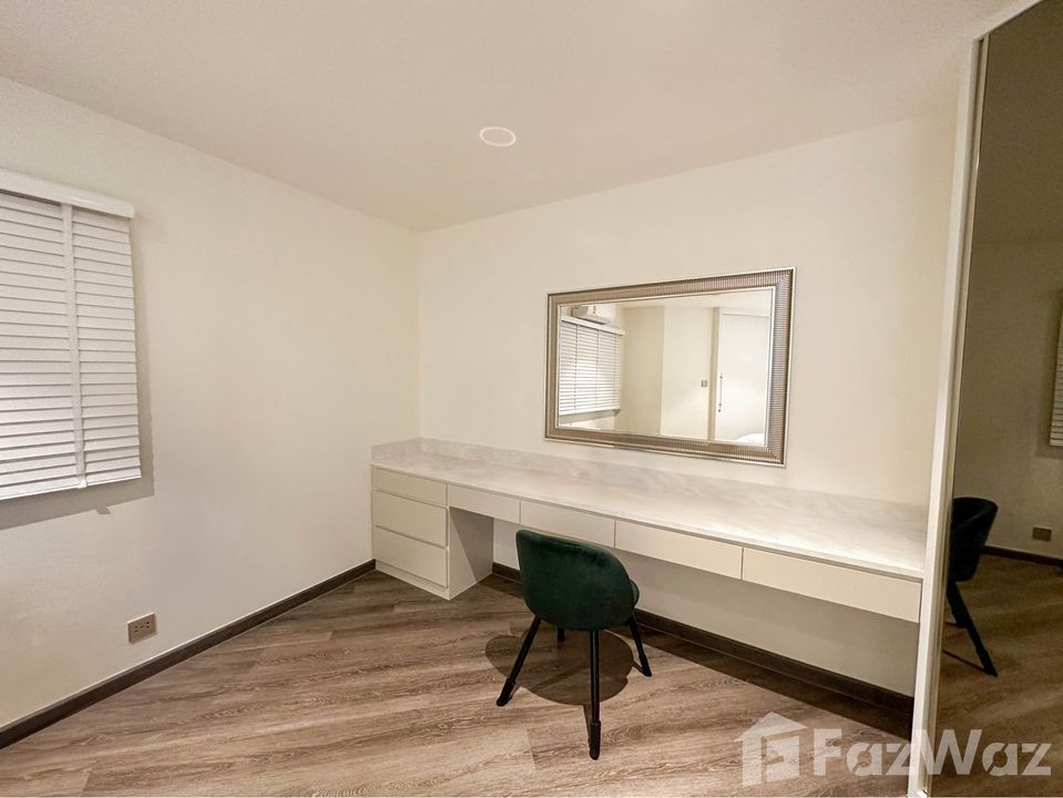 picture 2 Bedroom Condo for sale at D.S. Tower 2 Sukhumvit 39 - 9/15