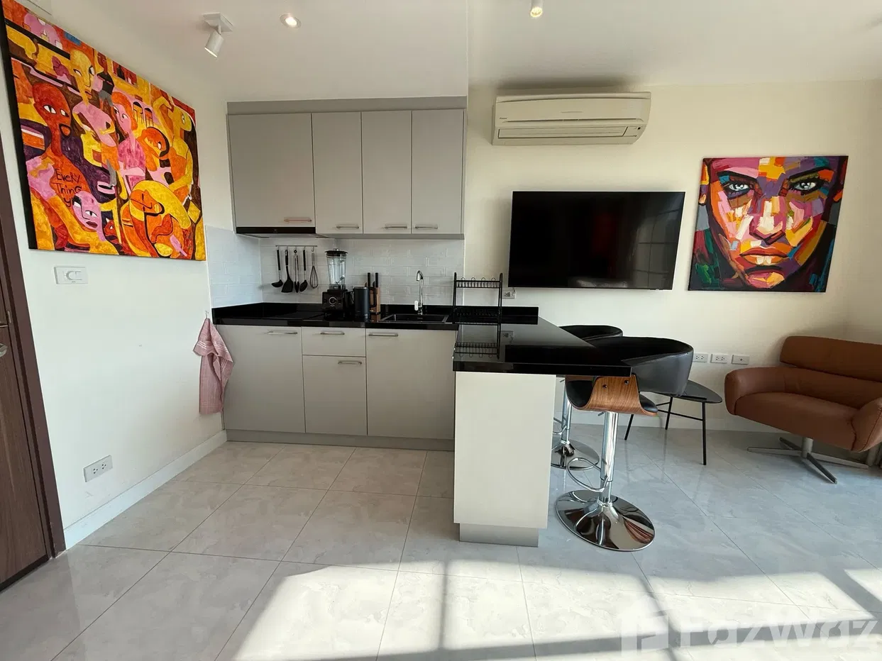 picture Newly Renovated 1 bed condo with Stunning Mountain Views - 11/67