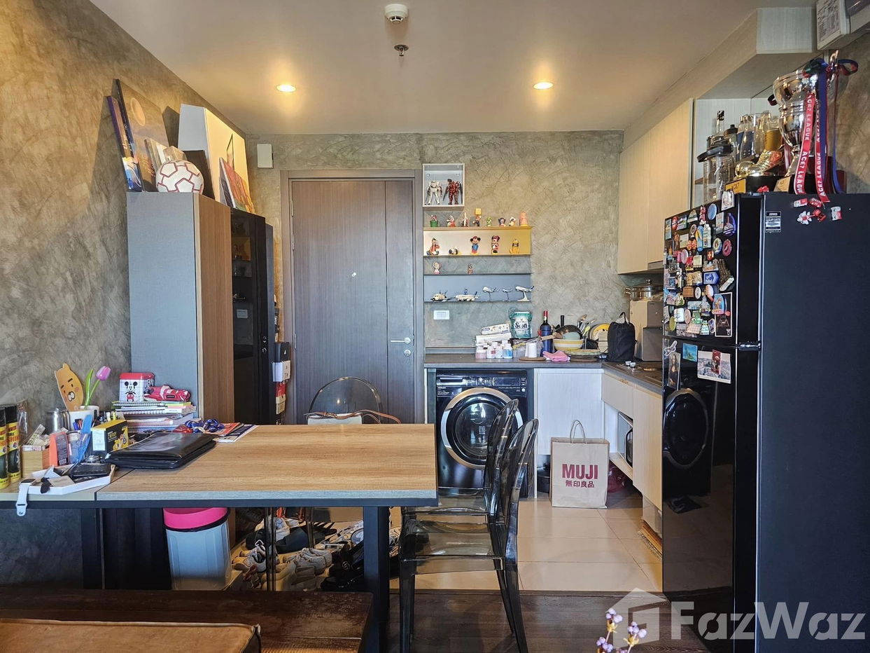 picture 2 Bedroom 2 Bathroom Corner condo for rent - 3/6