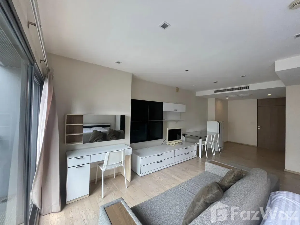 picture Studio Condo for sale at Noble Remix - 2/5