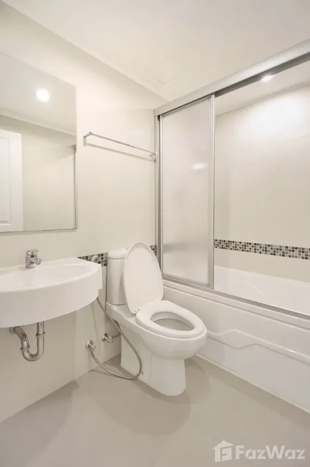 picture 2 Bedroom / 2 Bathroom / big living room - 12/15