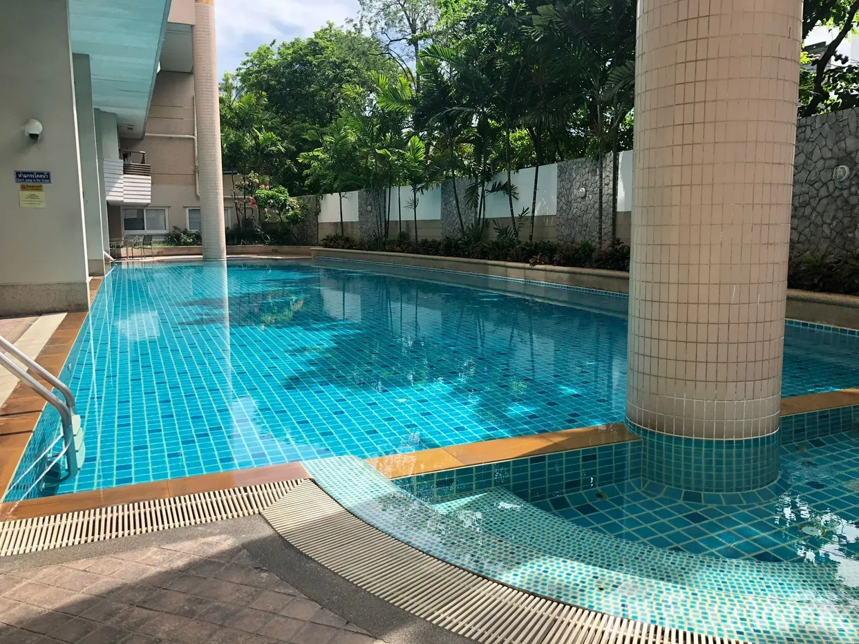picture 2 Bedroom Condo for sale at Baan Ploenchit - 27/27