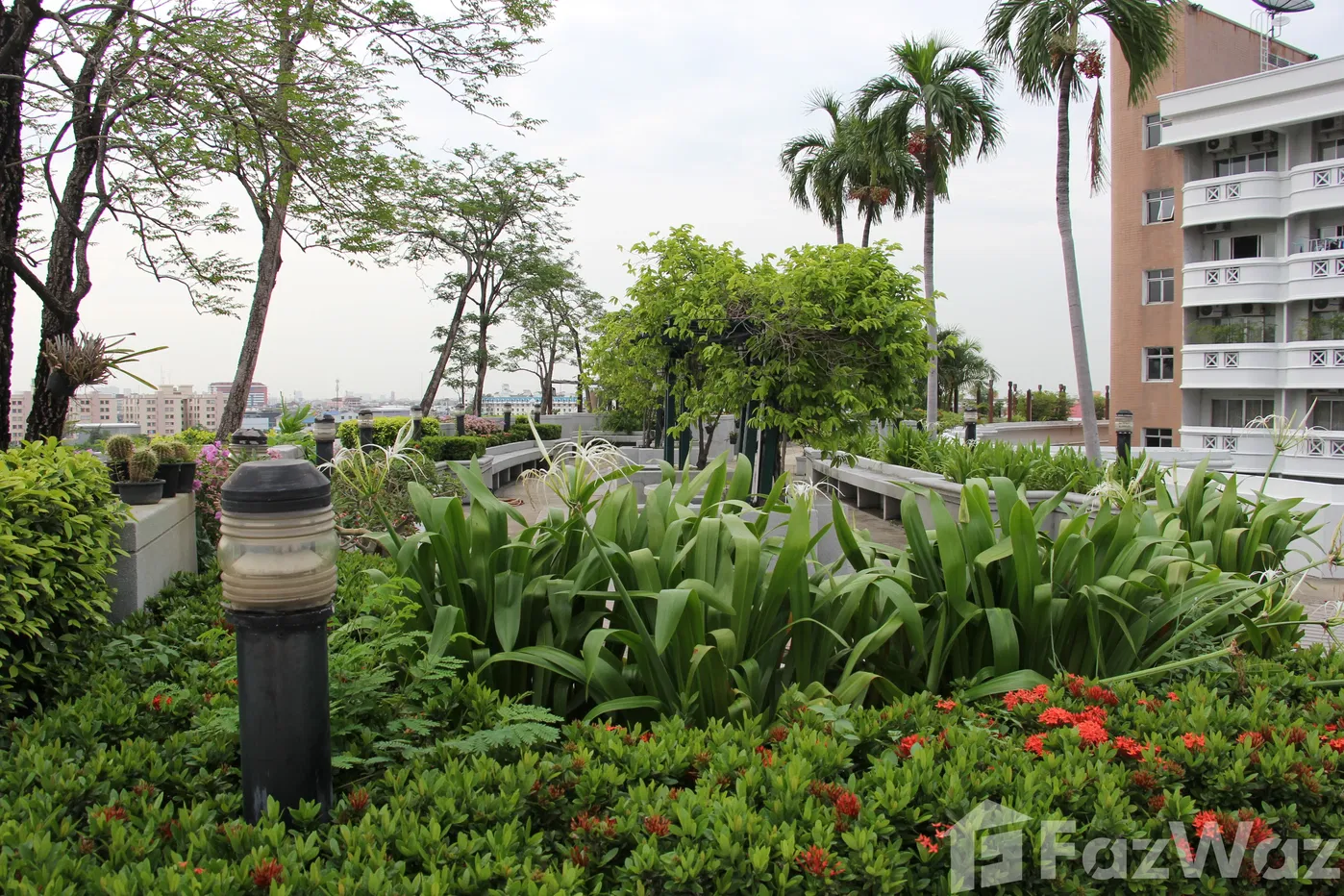 picture Ideal for Foreigners Quiet Swimming Pool Near Sukhumvit - 15/23