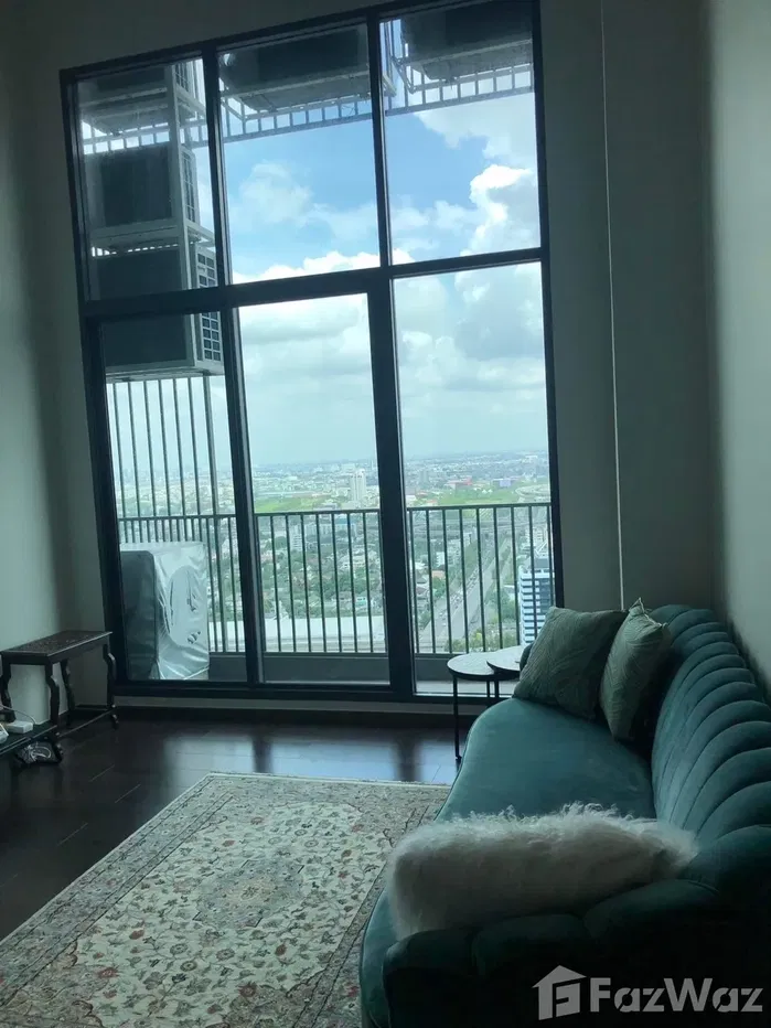 picture Explore the City of Lights in Luxury: Experience Bangkok from C Ekkamai&apos;s Modern Condo! - 2/17