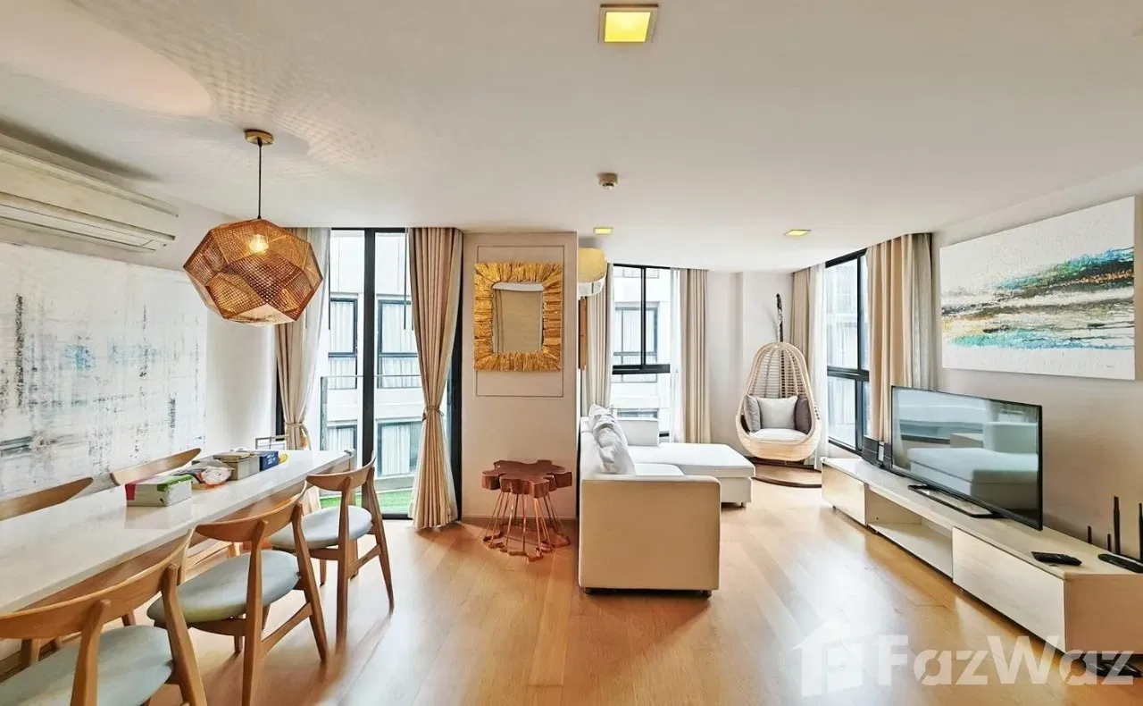 picture 3 Bedroom Condo for sale at Liv At 49 - 2/12