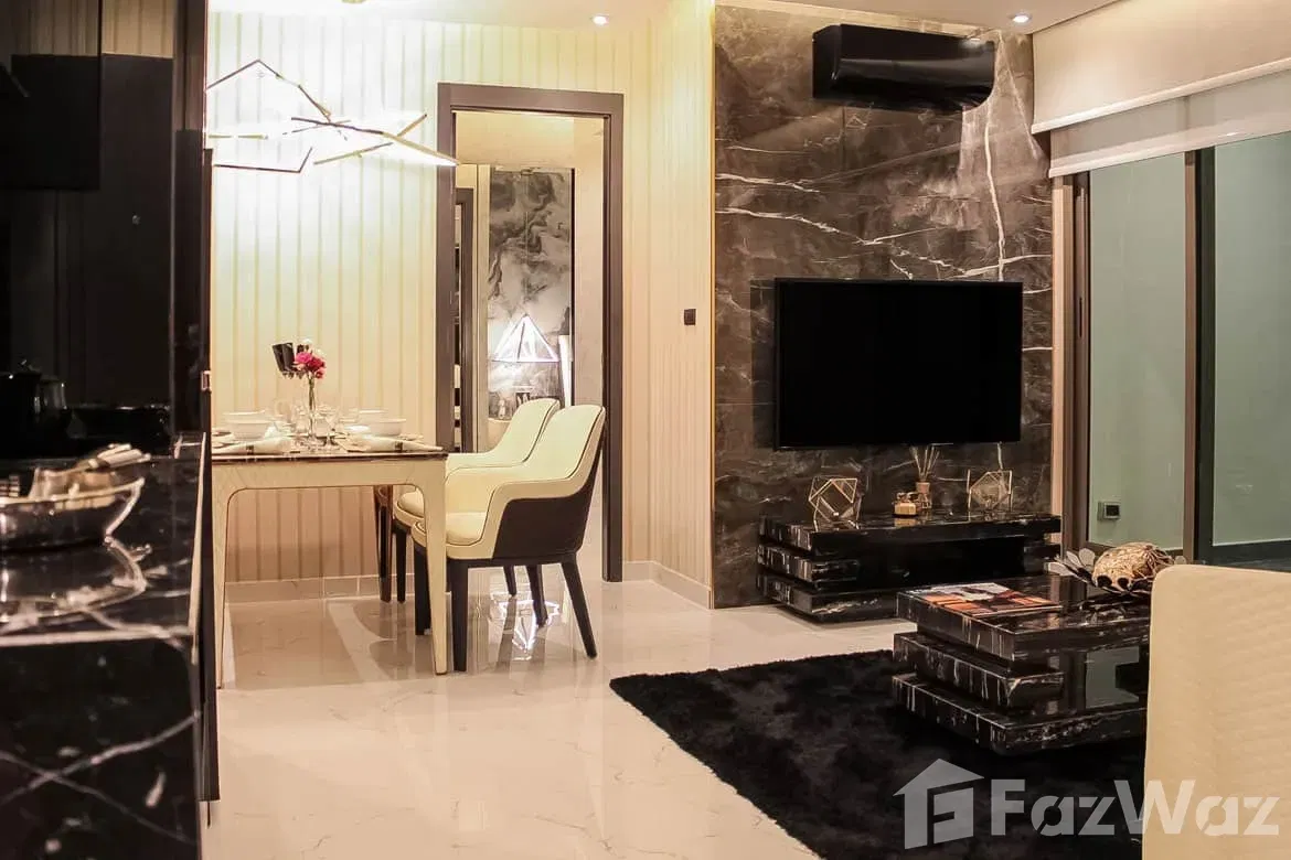 picture Luxury Sea View Condo Grand Solaire Pattaya priced below dev - 5/12