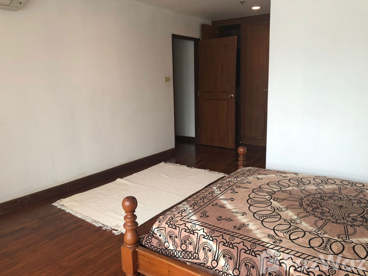 picture 2 Bedroom Condo for sale at Baan Ploenchit - 19/27