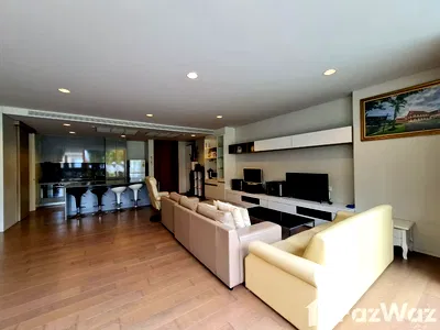 Condos for sale : 3 Bedroom Condo for sale at Baan Sumranlom
