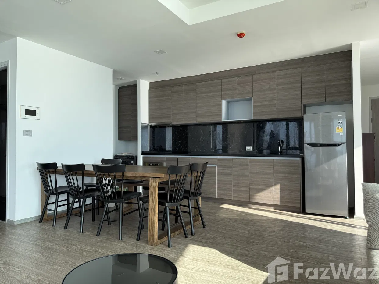 picture 3-Bedroom Penthouse | Pattaya Side View | Foreign Ownership - 9/14