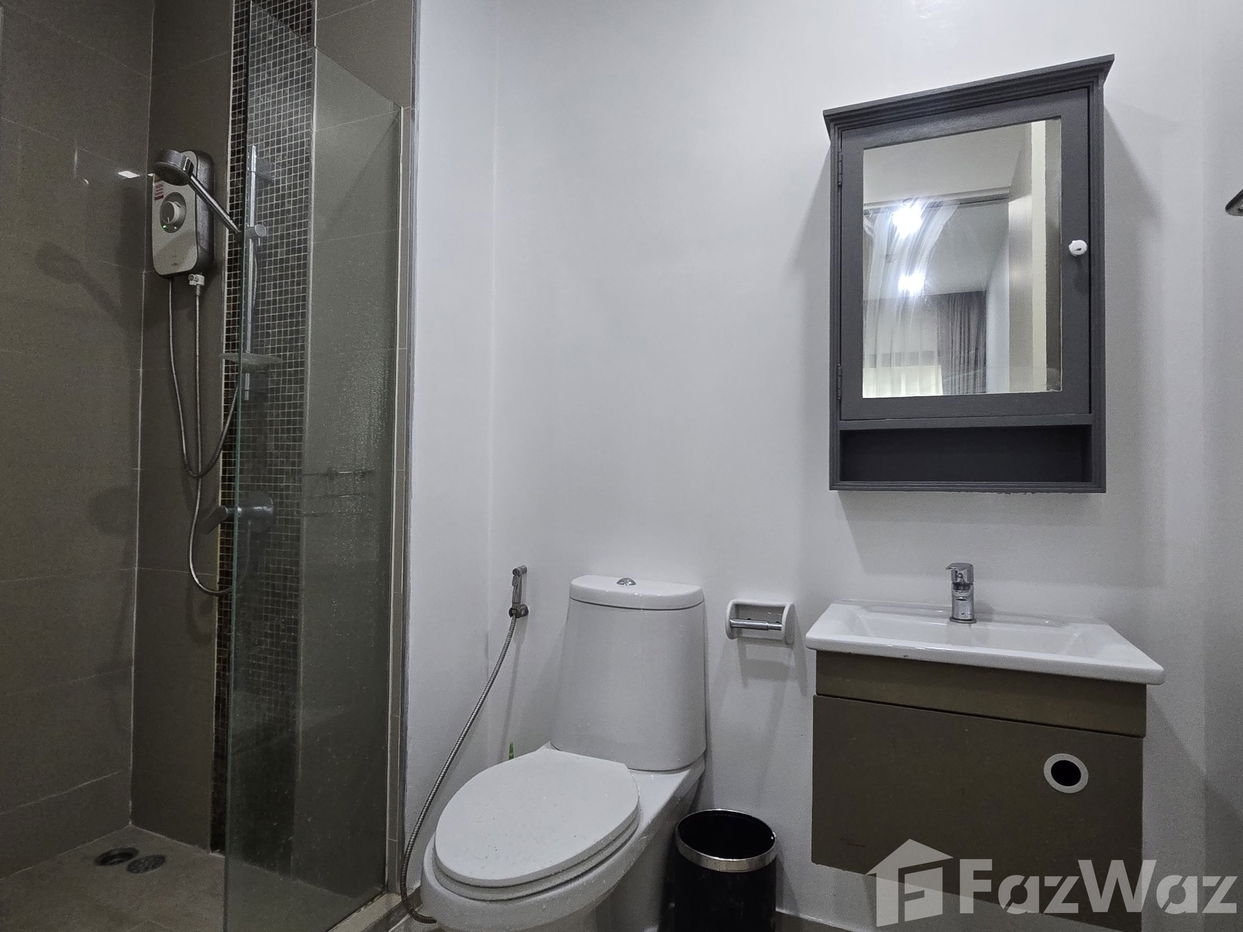 picture 1 Bedroom Condo for sale at Dlux Condominium - 4/9