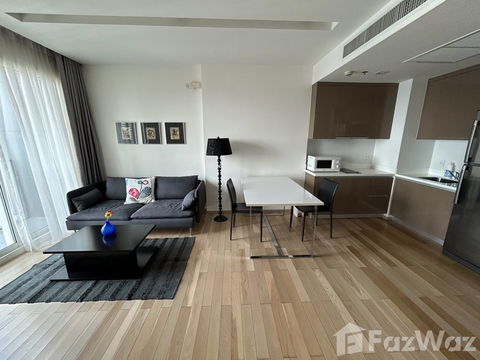 Great location next to Thonglor BTS Station