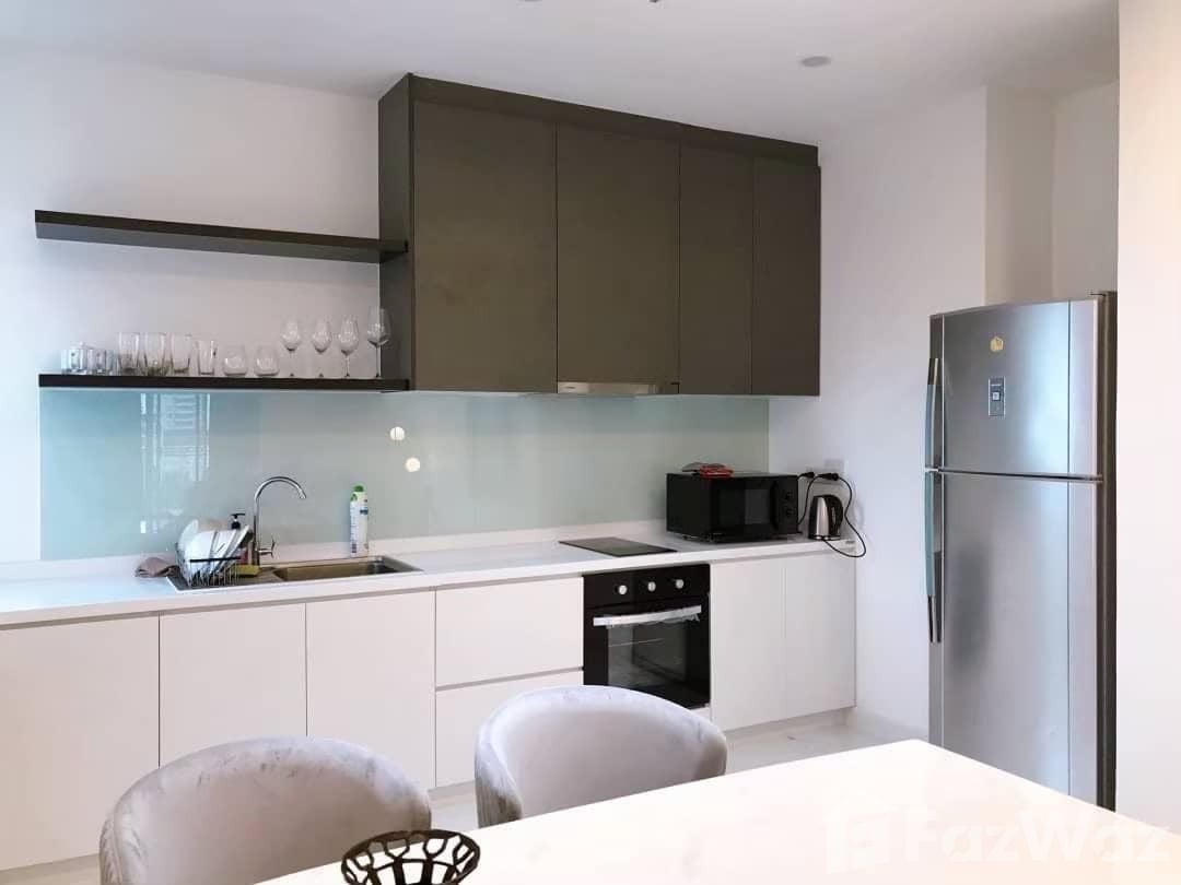 picture Newly Renovated - 4/6