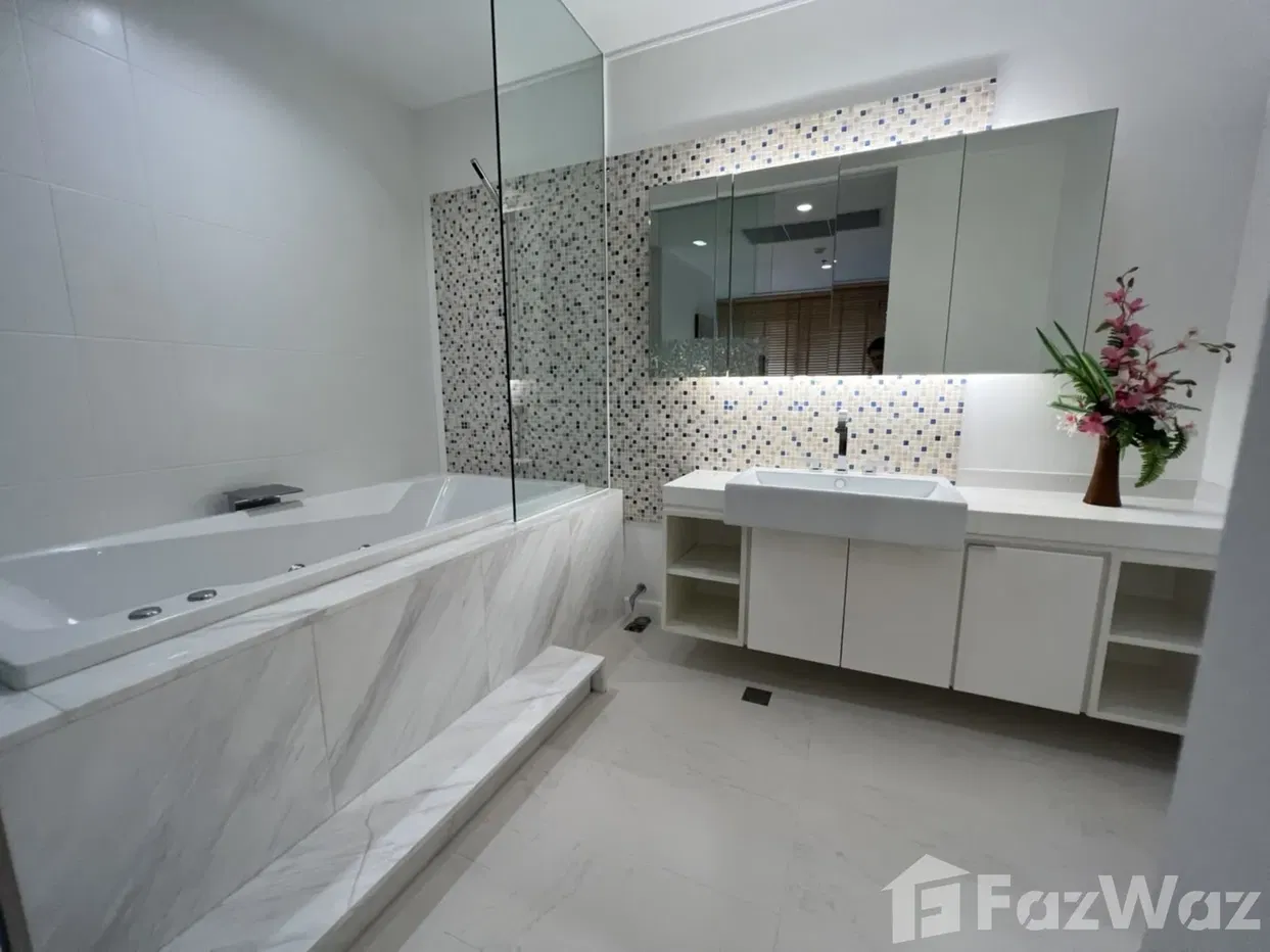 picture Northpoint 2 bedroom for rent/sale - 5/5