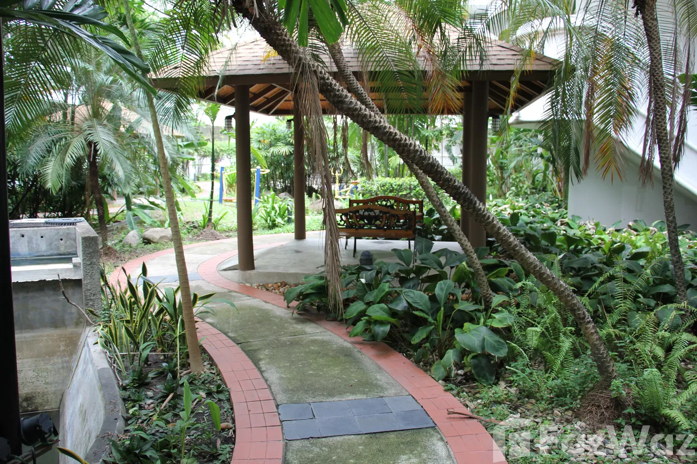picture Ideal for Foreigners Quiet Swimming Pool Near Sukhumvit - 21/23