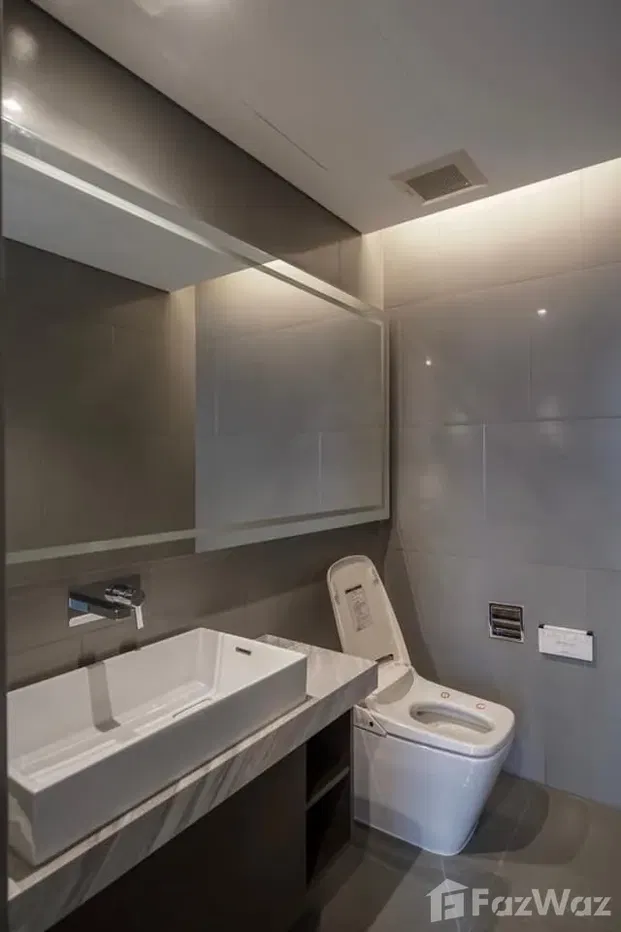 picture 2 Bedroom Condo for sale at The Bangkok Sathorn - 16/17