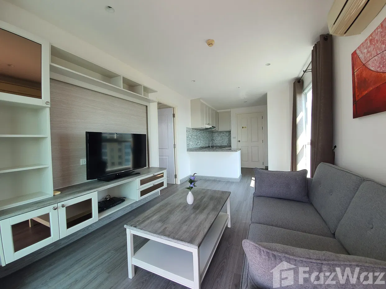 picture Nicely renovated condo in downtown Hua Hin with Seaview - 3/10