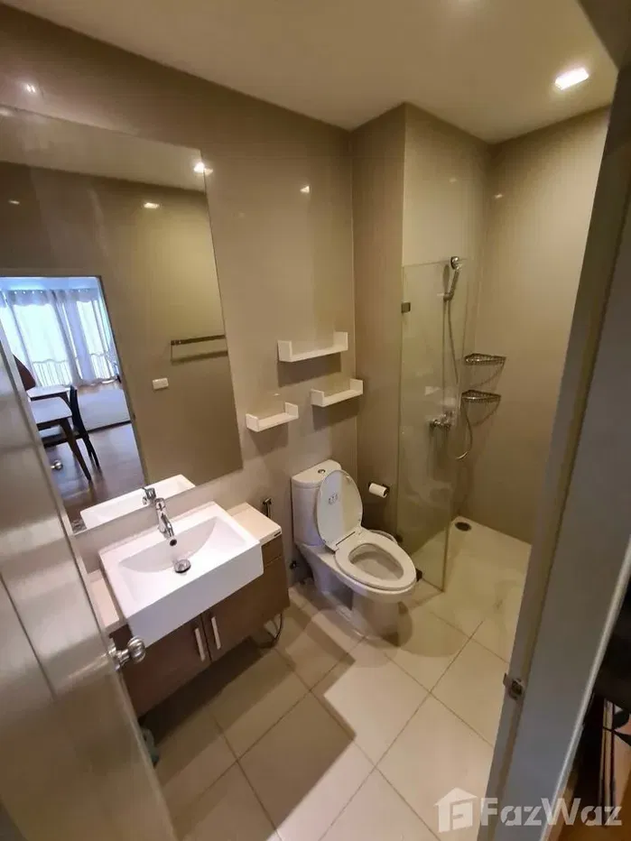 picture 2 Bedrroom, Corner Unit at Noble Reveal - 5/7