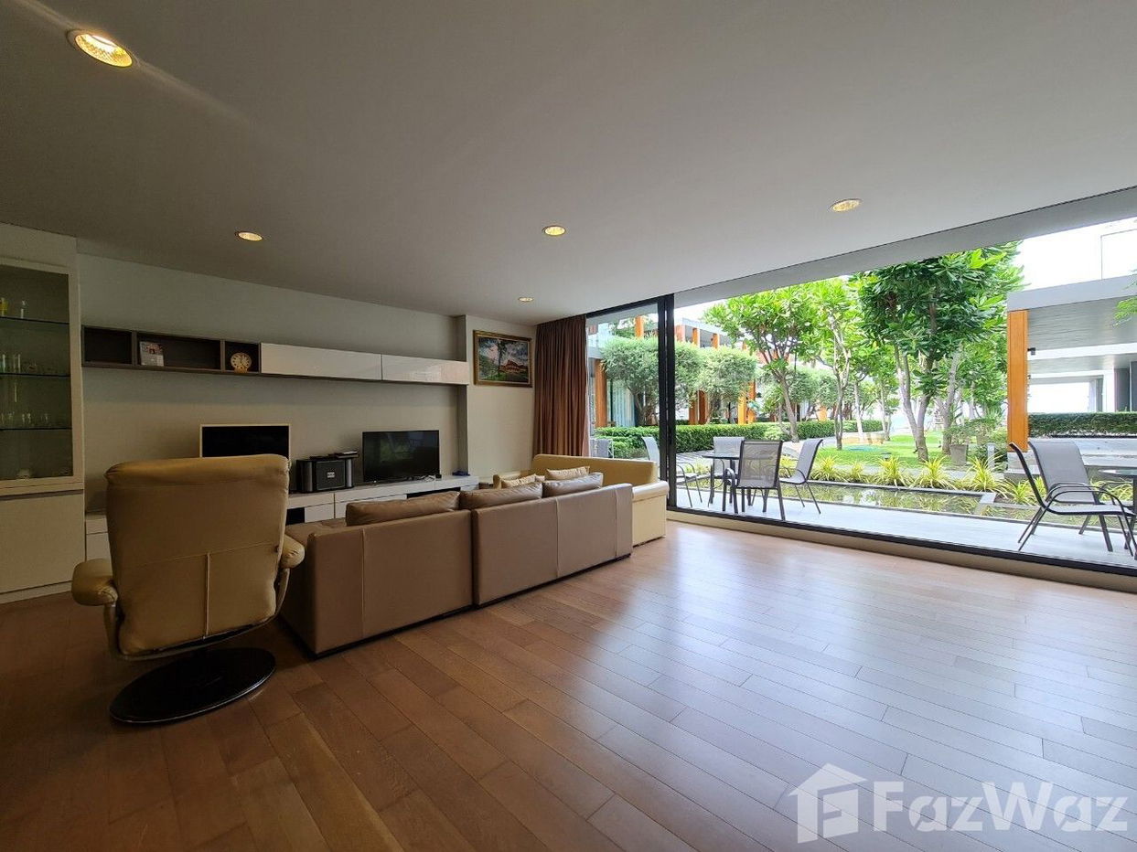 picture 3 Bedroom Condo for sale at Baan Sumranlom - 2/24