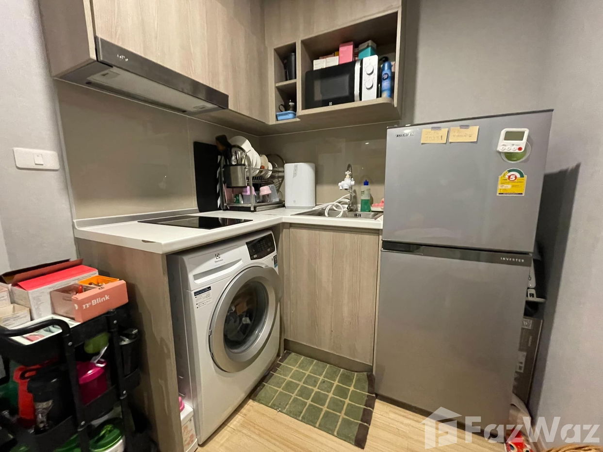 picture Fully Furnished 1 Bedroom with Pool View at Elio Del Moss - 4/10