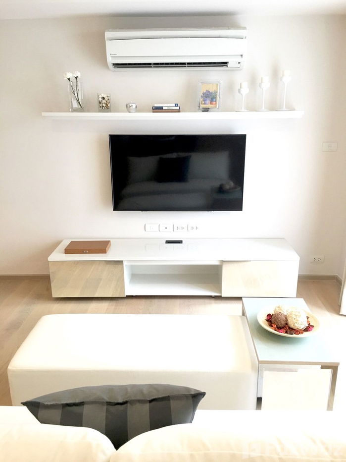 picture 1 Bedroom Condo for sale at Liv At 49 - 7/15