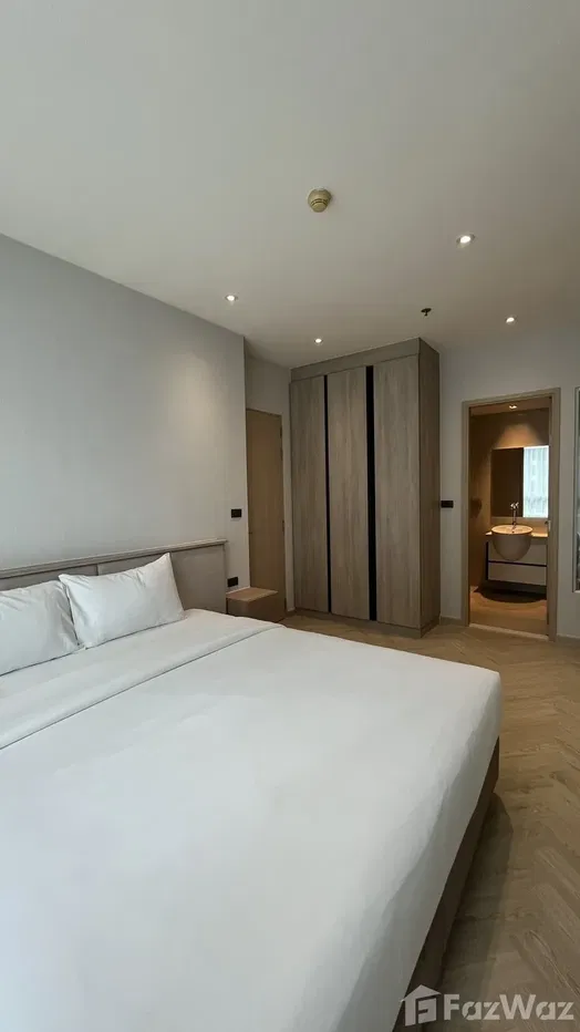 picture Sky Walk Condo | Iconic Phra Khanong | Premium Views - 5/8