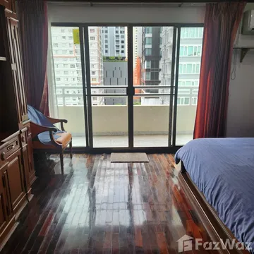 ขาย คอนโด 3 ห้องนอน ในโครงการ รีเจ้นท์ ออน เดอะ พาร์ค 1
