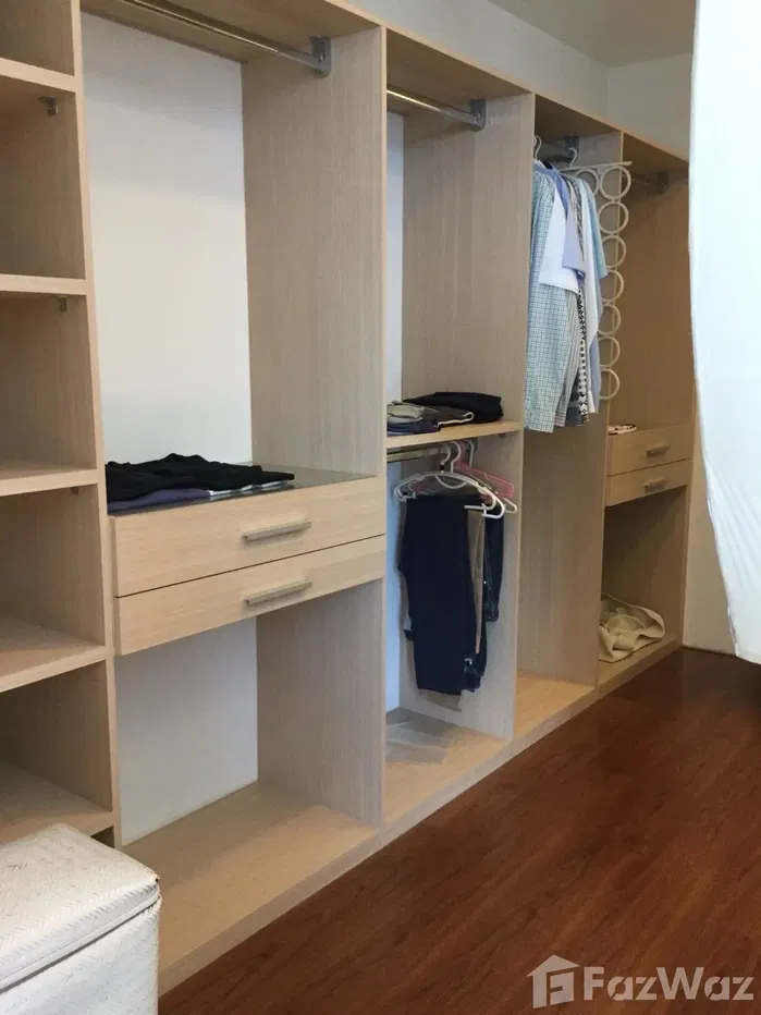picture Tastefully furnished condo with access to main road - 11/13