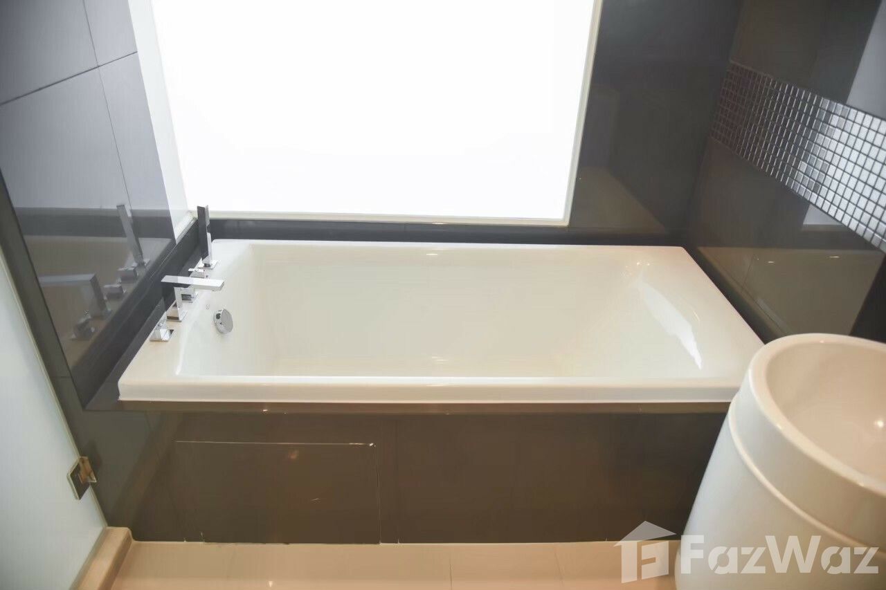 picture 2 Bedroom Condo for sale at Rhythm Sathorn - 17/25