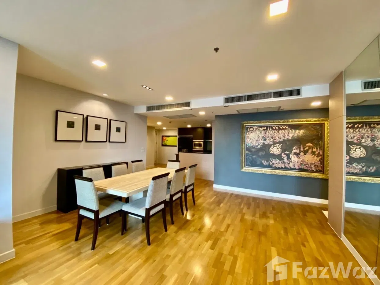 picture 2 Bedroom Condo for sale at Urbana Sathorn - 8/19