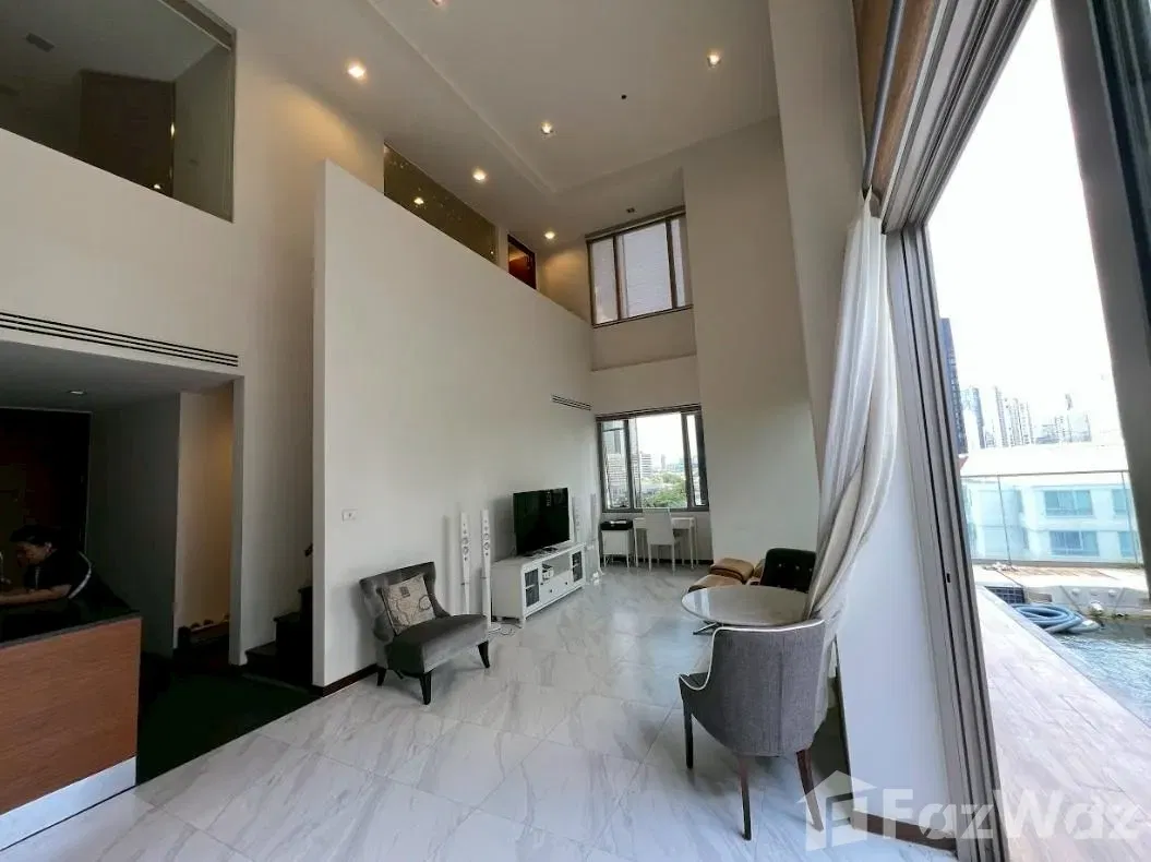 picture 2 Bedroom Condo for sale at Ashton Morph 38 - 4/11