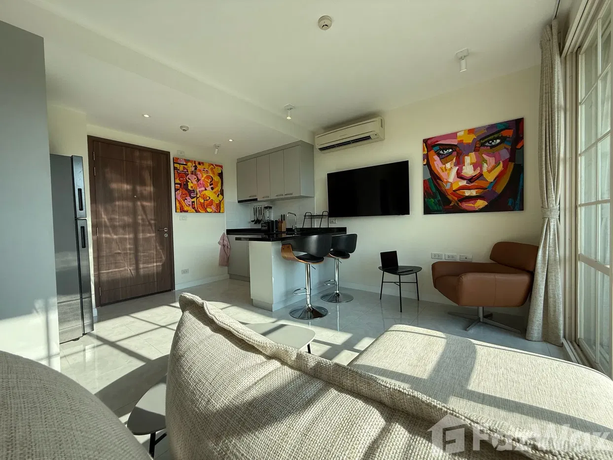 picture Newly Renovated 1 bed condo with Stunning Mountain Views - 26/67