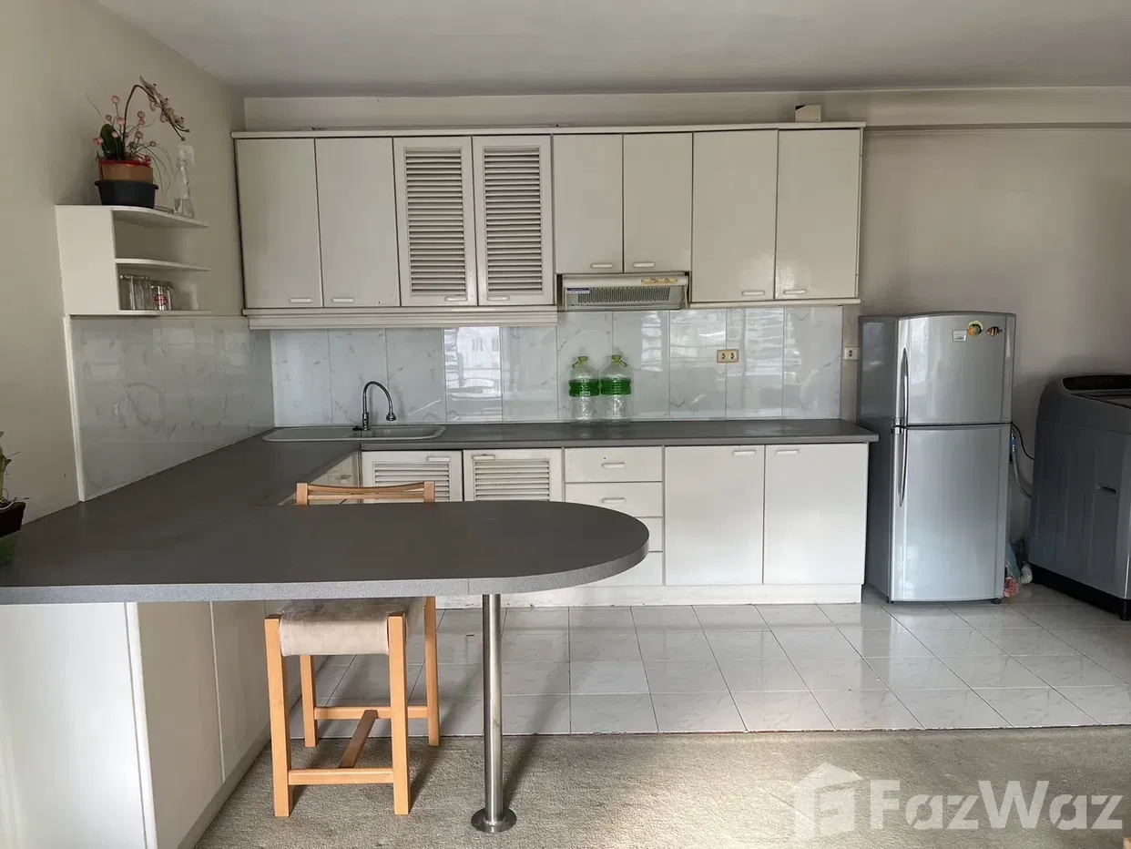 picture 2 Bedroom Condo for sale at Saranjai Mansion - 5/10