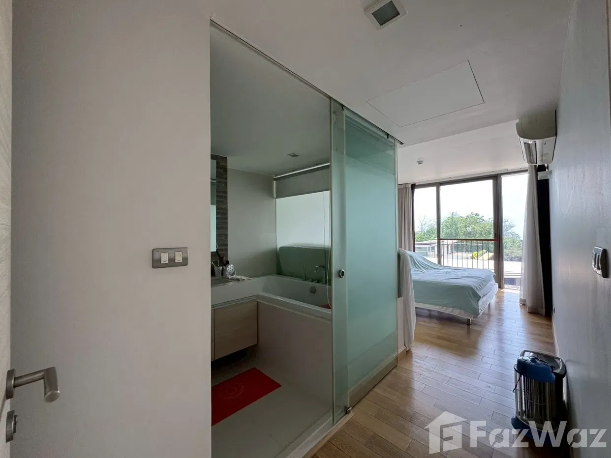 picture Beachfront 2-Bedroom Condo with Stunning Views – Hua Hin - 11/17