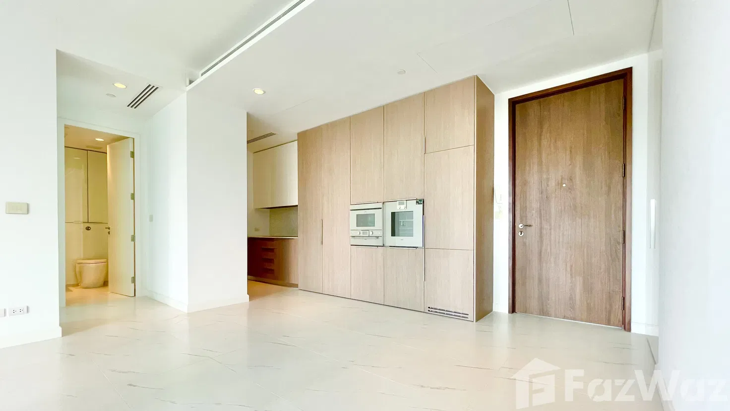รูป 2BR condo, 111 sq.m., city view, BTS, prime,great investment - รูปที่ 20/48