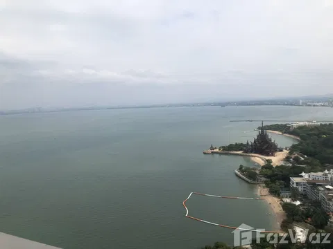 2 Bedroom Condo for sale at The Palm Wongamat