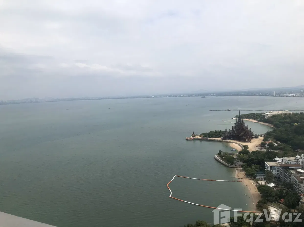 picture 2 Bedroom Condo for sale at The Palm Wongamat - 1/9