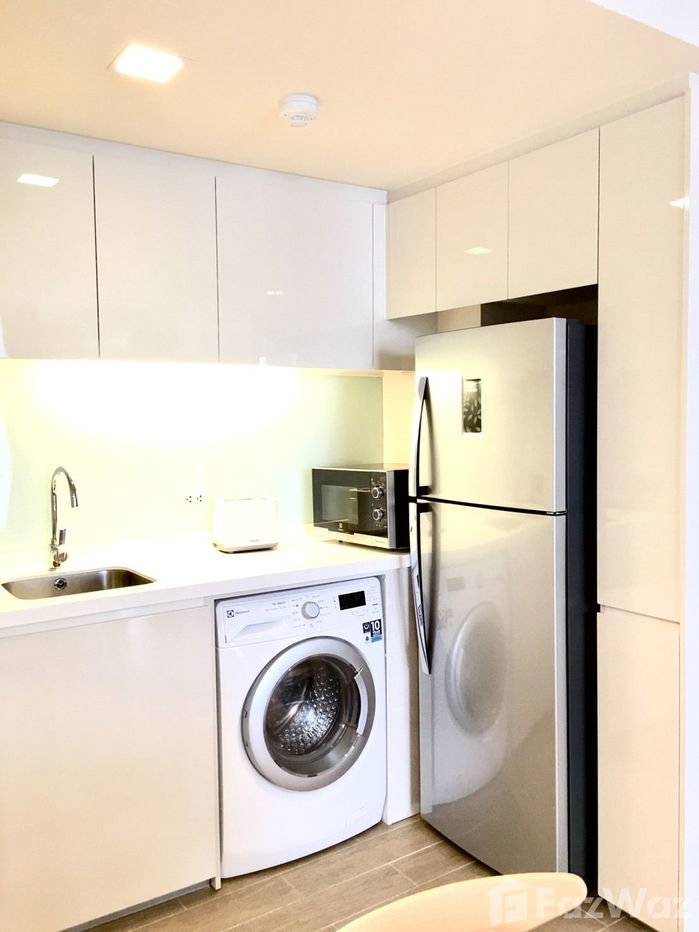 picture 1 Bedroom Condo for sale at Liv At 49 - 10/15