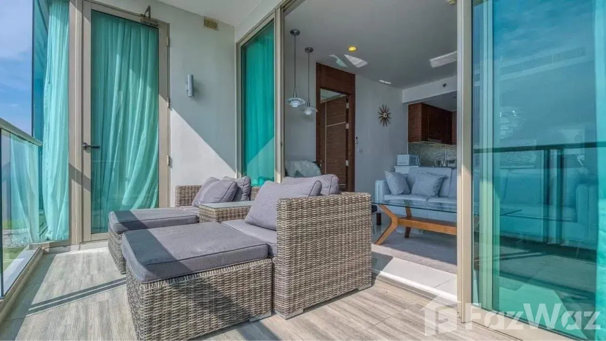 picture 2 Bedroom Condo for sale at The Riviera Wongamat - 11/16